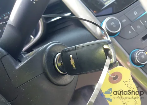 2013 Chevrolet Malibu 1Lt из США, поврежденный, VIN 1G11C5SA6DF327965